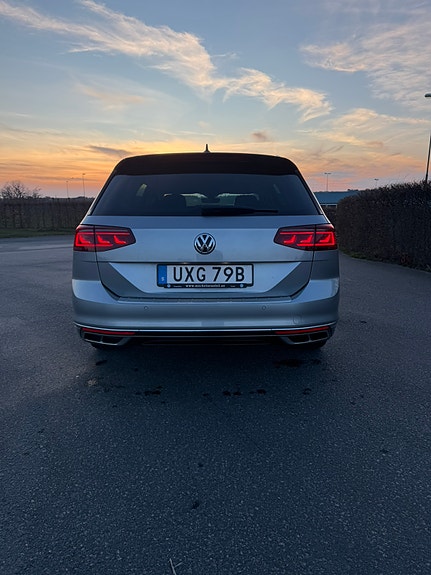 Volkswagen Passat 4 of 5