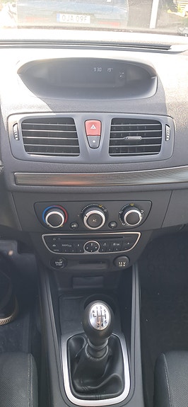 Renault Megane III 8 of 8