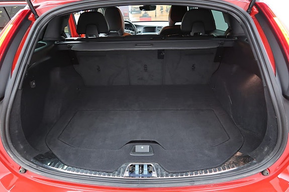 Volvo V60 Cross Country 10 of 10
