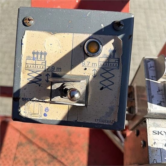Skyjack SJ6832 RT - 12 m 22 of 30
