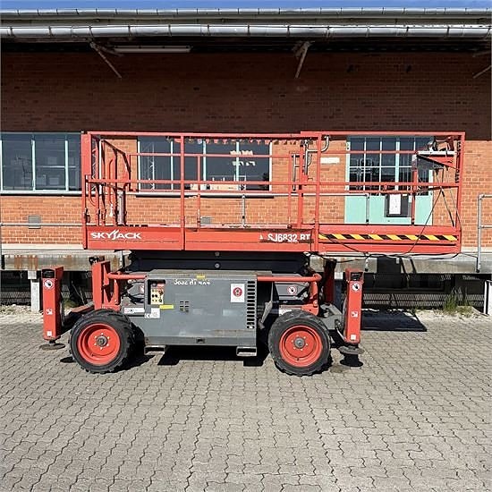 Skyjack SJ6832 RT - 12 m 4 of 30