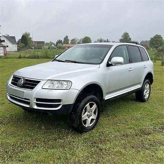 VW TOUAREG 2,5 TDI - motor 150.000 km