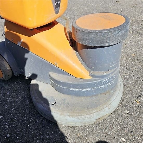 ABC 43 DLS - Taski Ergodisc 165 gulvskuremaskine / floor scr 13 of 19