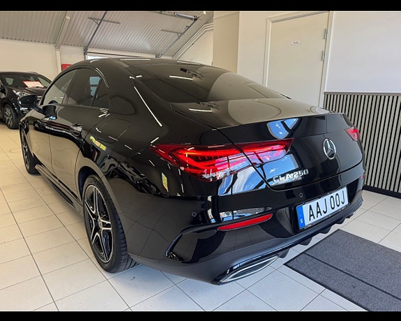 Mercedes-Benz CLA250 5 of 5