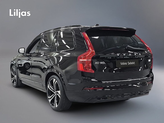 Volvo XC90 4 of 5