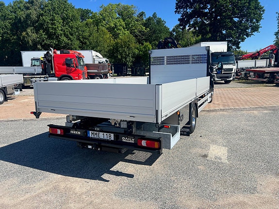Iveco Daily 72C18 A8 Kranbil Palfinger Kran Fullutrustad 15 of 30