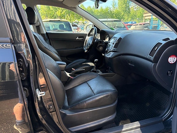 Hyundai i30 14 of 21