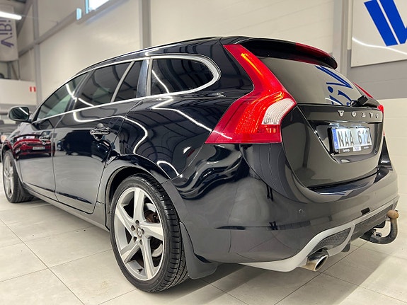 Volvo V60 4 of 5