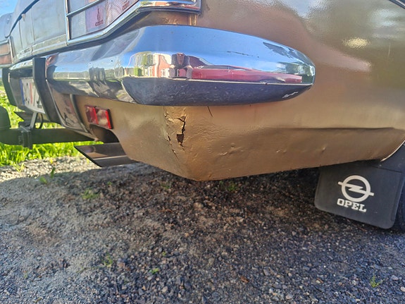 Opel Admiral 11 of 12