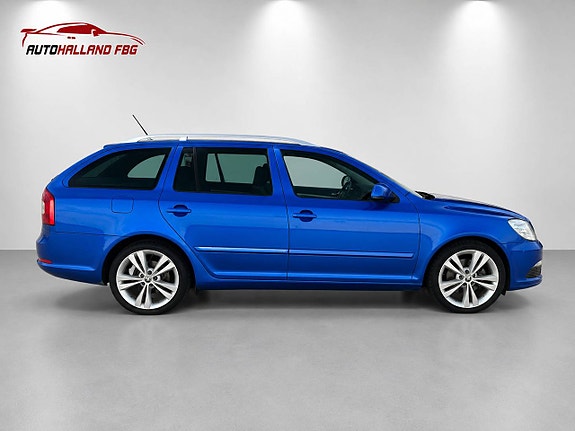 Skoda Octavia 3 of 5