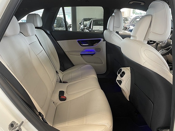 Mercedes-Benz GLC220 d 9 of 25