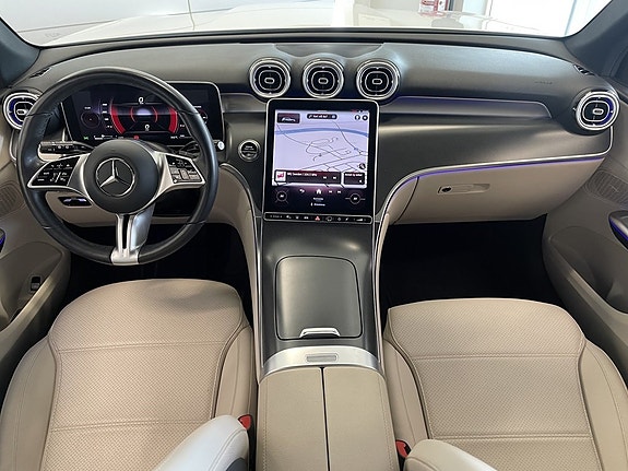 Mercedes-Benz GLC220 d 25 of 25