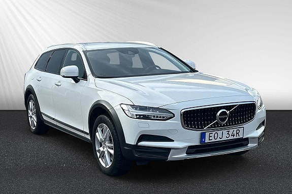Volvo V90 Cross Country 6 of 24