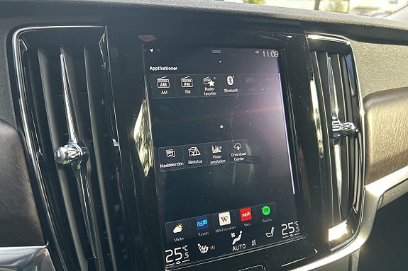 Volvo V90 Cross Country 17 of 24