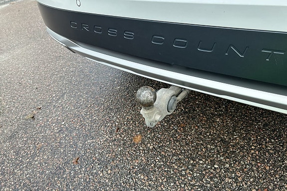 Volvo V90 Cross Country 13 of 24