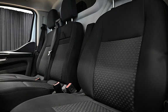 Ford Transit Custom 18 of 26