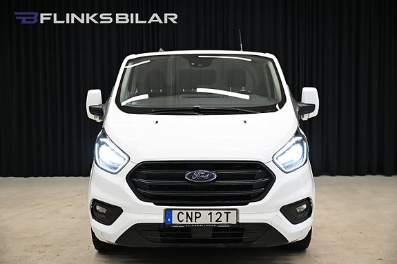Ford Transit Custom 10 of 26