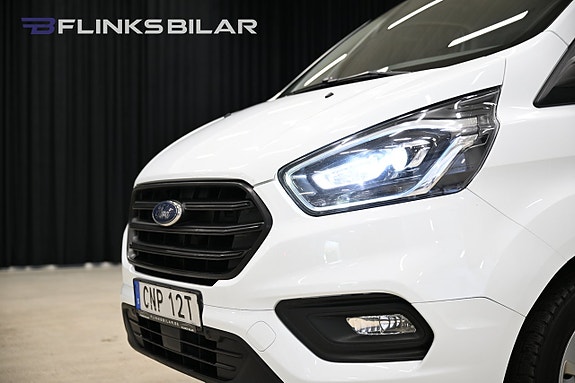 Ford Transit Custom 11 of 26
