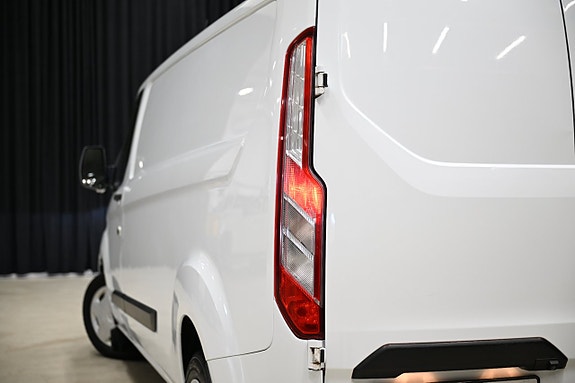 Ford Transit Custom 9 of 26