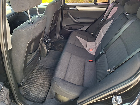 BMW X3 8 of 11