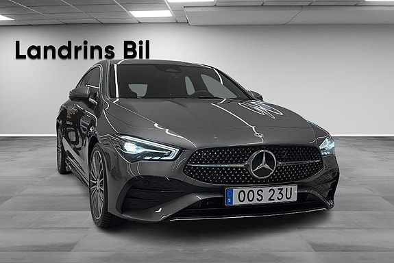 Mercedes-Benz CLA200 3 of 5