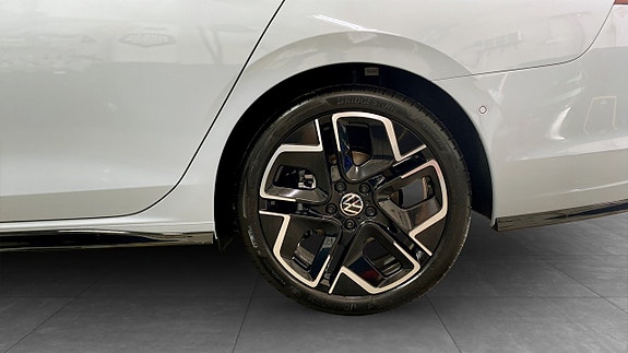 Volkswagen Golf I 6 of 17