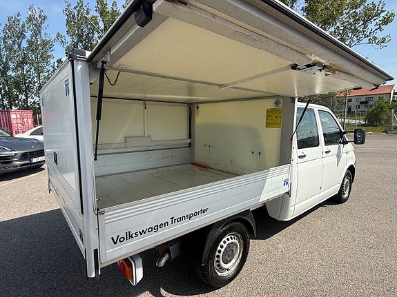 Volkswagen Transporter 3 of 5