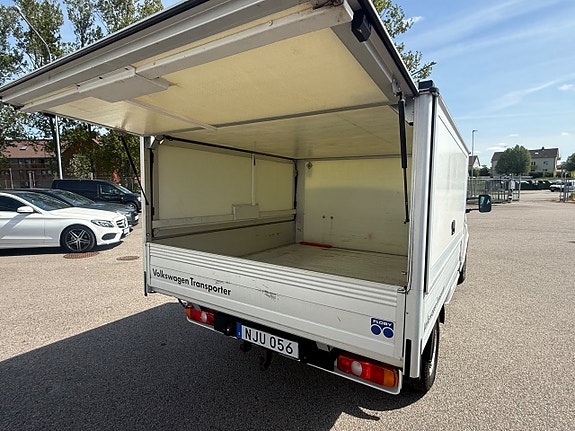 Volkswagen Transporter 4 of 5