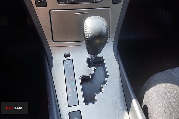 Toyota Avensis 5 of 5