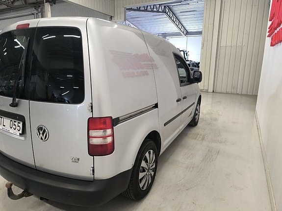 Volkswagen Caddy 4 of 5