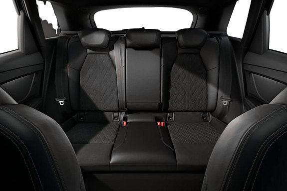 Audi Q4 e-tron 6 of 7