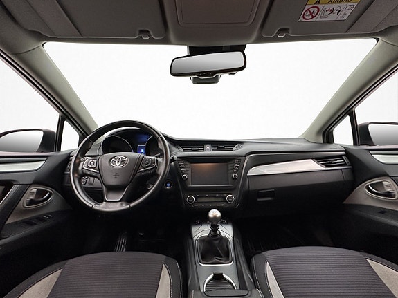 Toyota Avensis 12 of 30