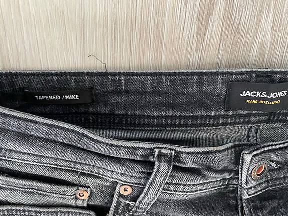Product image 13 of 17