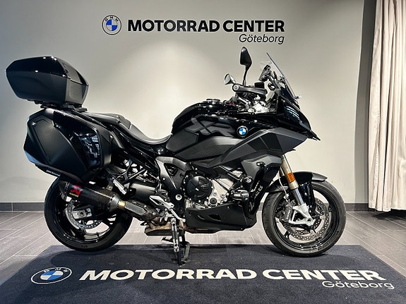 BMW 3,45%/Chassisänkt/Akrapovic/3st väskor