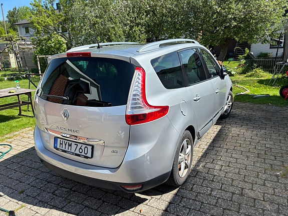 Renault Grand Scenic III 3 of 5