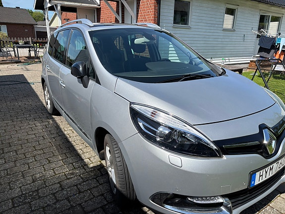 Renault Grand Scenic III 2 of 5