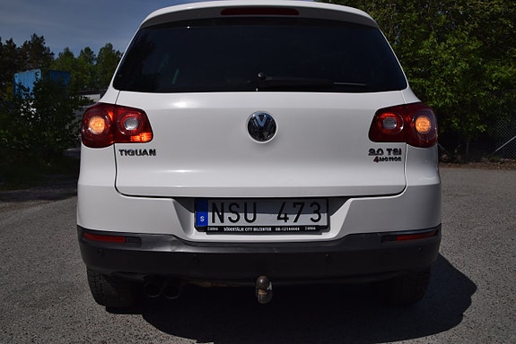 Volkswagen Tiguan 4 of 5