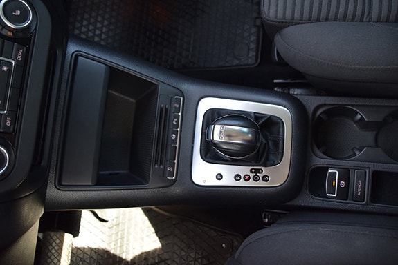 Volkswagen Tiguan 15 of 23
