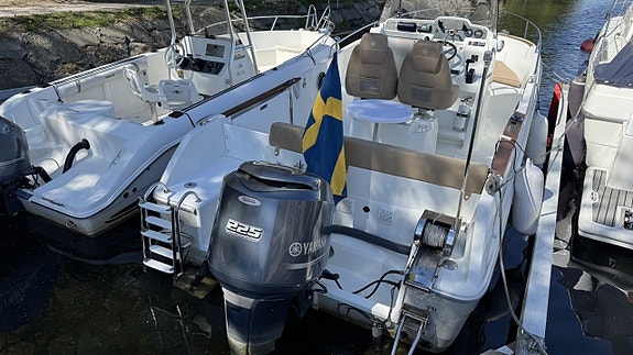 Jeanneau Cap Camarat 7.5CC / Yamaha F225 - 14 2 of 5