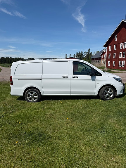 Mercedes-Benz Vito 119 4 of 5