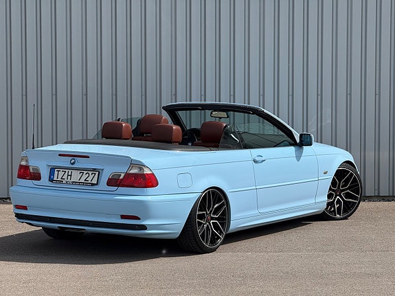 BMW 330Ci 5 of 5