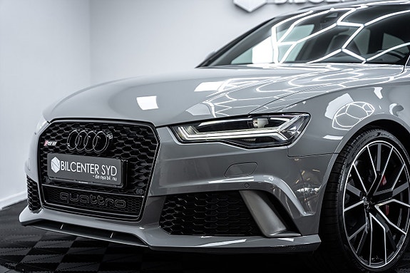Audi RS6 2 of 5