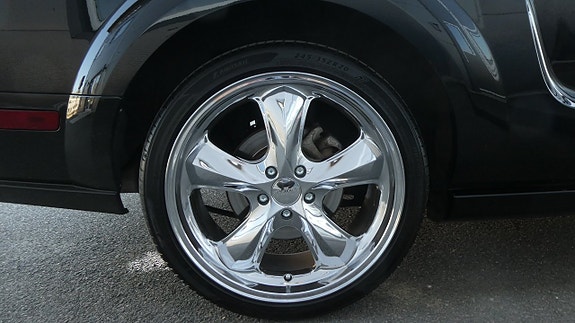 Ford Mustang 16 of 16