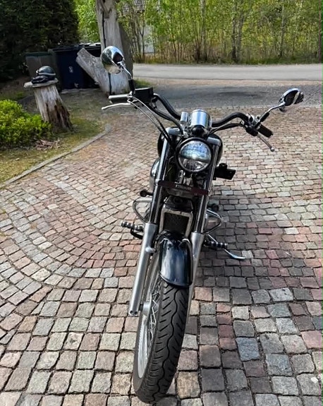 Honda VT600C Shadow 2 of 6