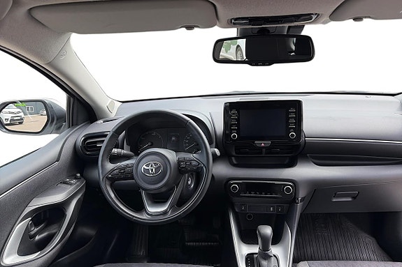 Toyota Yaris 7 of 11