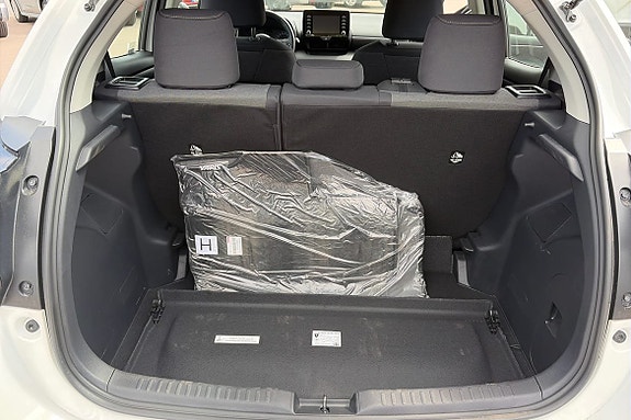 Toyota Yaris 10 of 11