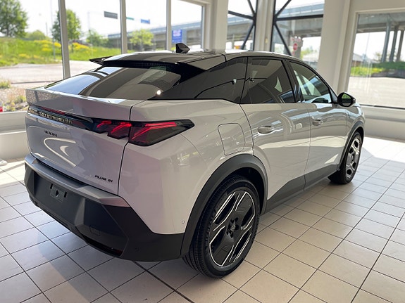 Peugeot 3008 5 of 5