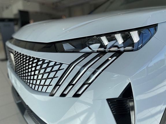 Peugeot 3008 8 of 24