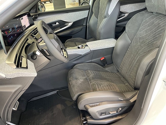Peugeot 3008 13 of 24