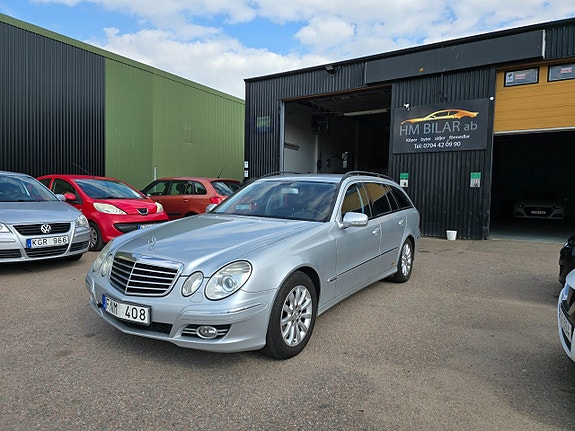 Mercedes-Benz E200